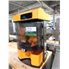 Image 2 : MACHINE A JUS D'ORANGE ZUMEX MODEL VERSATILE PRO 18”X18”X34”