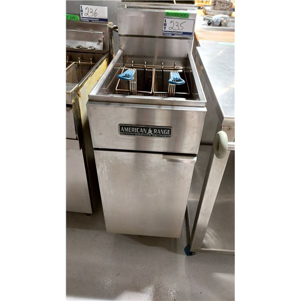 FRITEUSE AMERICAN RANGE MODEL AF-45 31”X16”X45”
