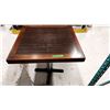 Image 1 : TABLE EN BOIS 28”X30”