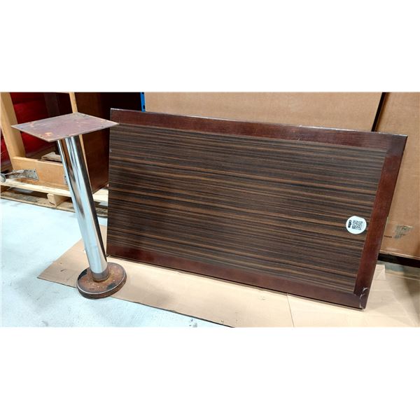 TABLE QUI VISSE AU MUR, VIENT AVEC 1 PATTE CH.