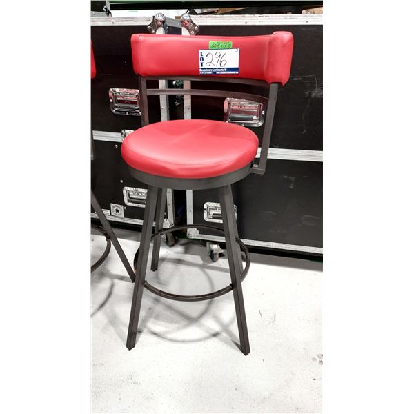 BANC DE COMPTOIR 30”H ASSIS 17”D