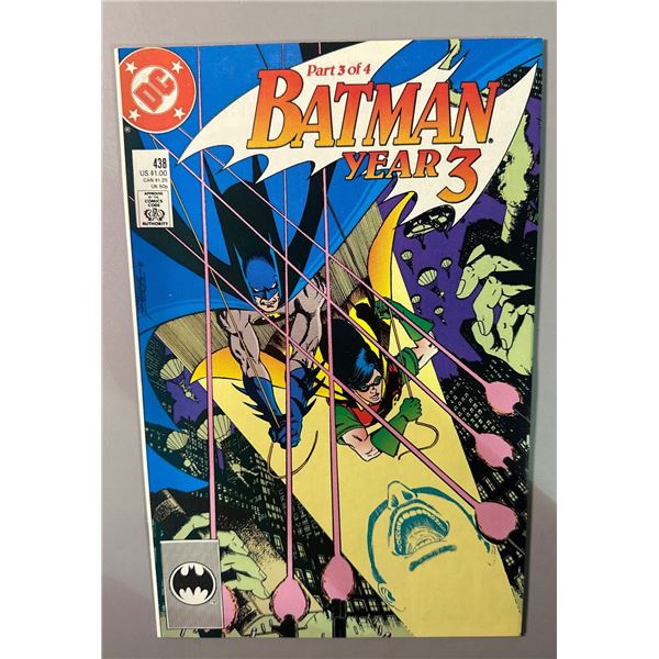 Batman #438 Year Three Part 3 of 4 (DC Comics, 1989)