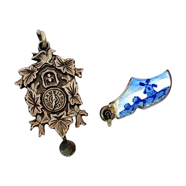 2pc Silver Miniature European-Themed Charms