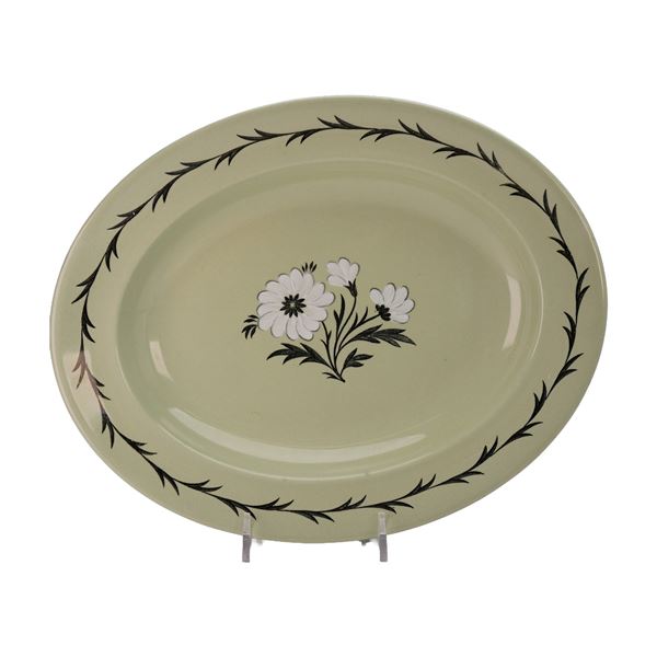 Wedgwood of Etruria & Barlaston Green Oval Serving Bowl, Aster