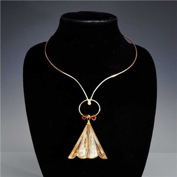 Steuben 18K Gold and Engraved Crystal Triangular Moth Pendant Necklace with Box