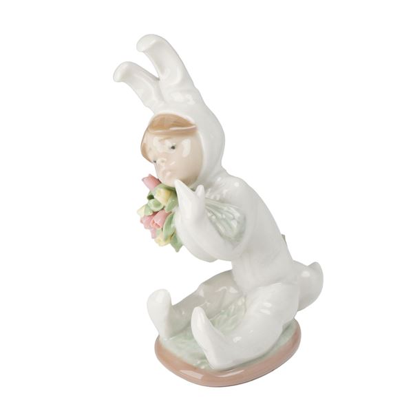 Lladro Porcelain Figurine Spring Flowers Number 1509 with Original Box
