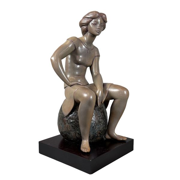 Lladro Porcelain Figurine with Base, Serenity 01013548
