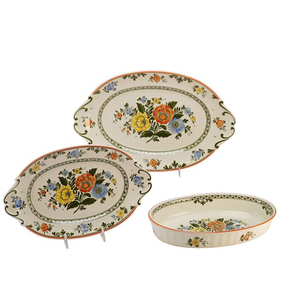 Three Villeroy and Boch Alt Amsterdam Vitro-Porcelain Serving Pieces