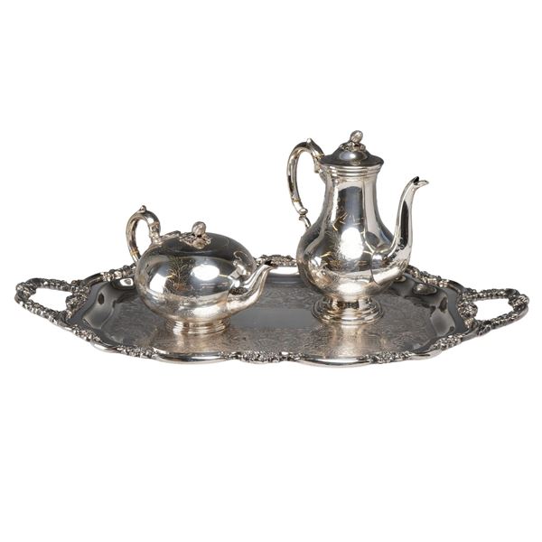 3pc Goldsmiths & Silversmiths and Oneida Silverplate Service