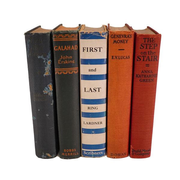 A 5pc Grouping of Early 20th-Century Literature and Fiction, 1923-1934 (DJ)