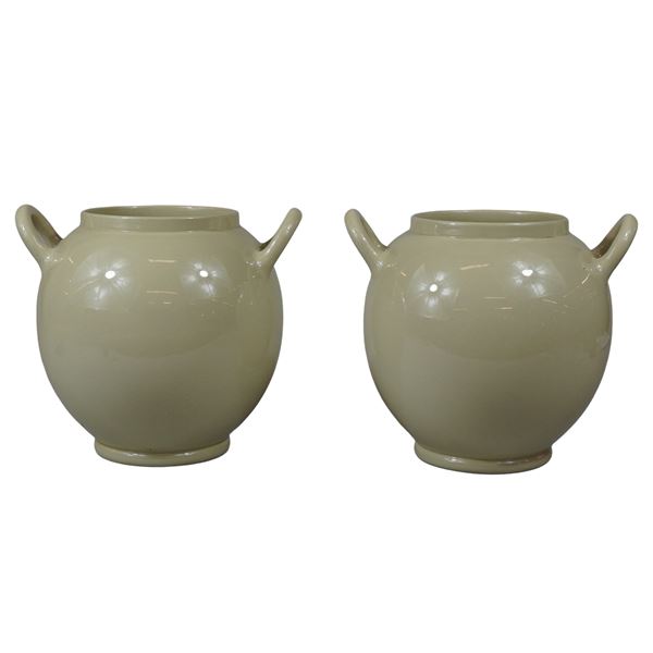 2pc Wedgwood Creamware Double Handle Vases