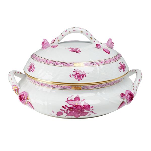 Herend Porcelain Hand Painted Lidded Tureen in Chinese Bouquet Raspberry Pattern