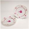 Image 2 : 2pc Herend Porcelain Hand-Painted Chinese Bouquet Raspberry Dinner Plates