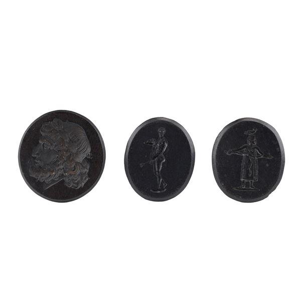 3pc Wedgwood and Wedgwood & Bentley Black Basalt Medallions