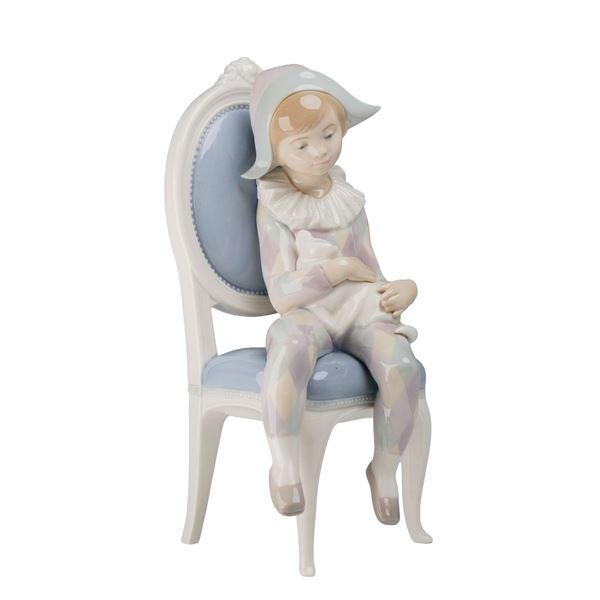 Lladro Porcelain Figurine Number 1229 Young Harlequin with Box