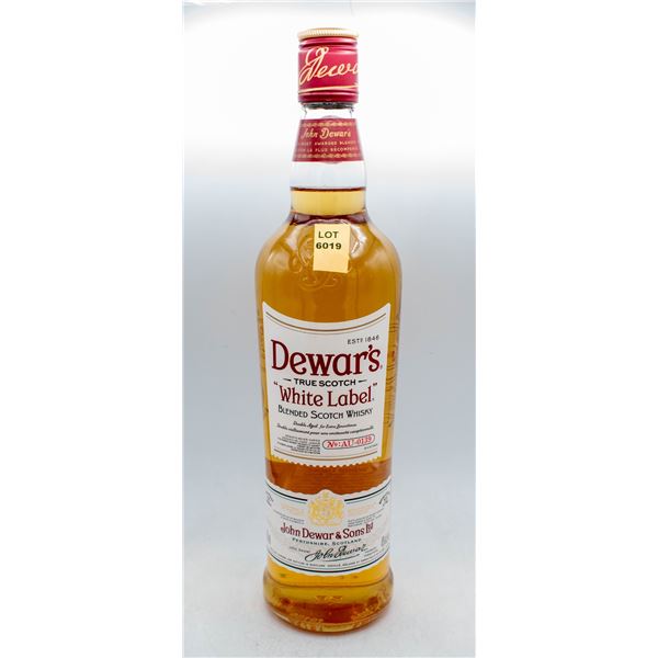 DEWAR'S WHITE LABEL BLENDED SCOTCH WHISKEY 750ML