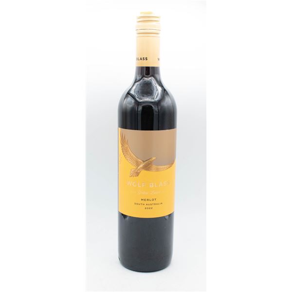 WOLF BLASS YELLOW LABEL 2022 MERLOT 750ML 14.5%ABV
