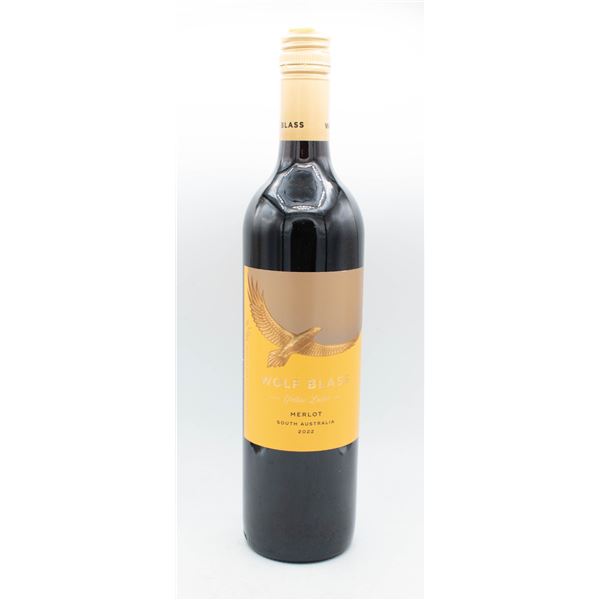 WOLF BLASS YELLOW LABEL 2022 MERLOT 750ML 14.5%ABV