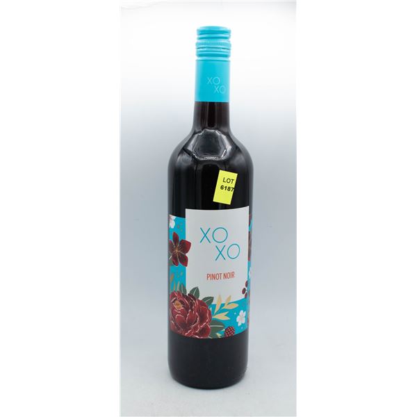 XOXO PINOT NOIR 750ML 12.5% ABV