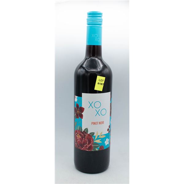 XOXO PINOT NOIR 750ML 12.5% ABV