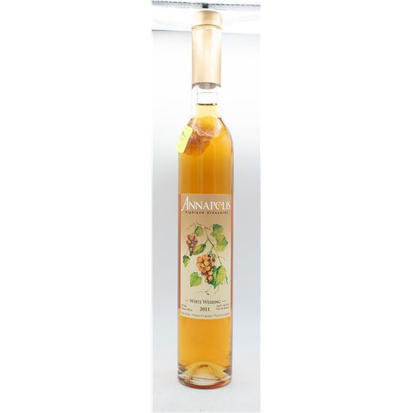 ANNAPOLIS HIGHLAND VINEYARD WHITE WEDDING 2011