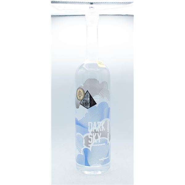 DARK SKY STORMY VODKA 750ML 44% ABV