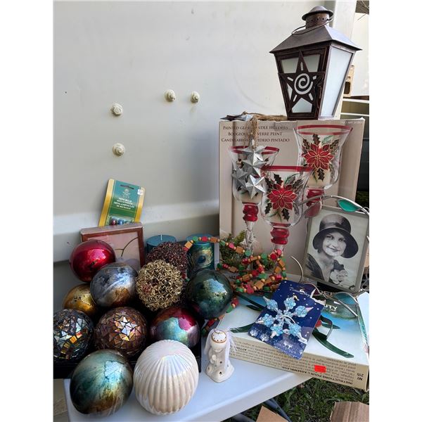 Holiday Decor Lot with Ornaments