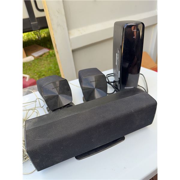 Samsung Home Theater Speaker Set