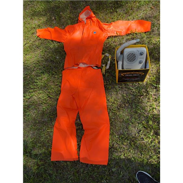 Helly Hansen Rain Suit With NOMA Heater