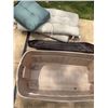 Image 3 : Outdoor Cushions and Resin Storage Box