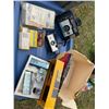 Image 1 : Polaroid Colorpack III & Kodak 134 Camera Set
