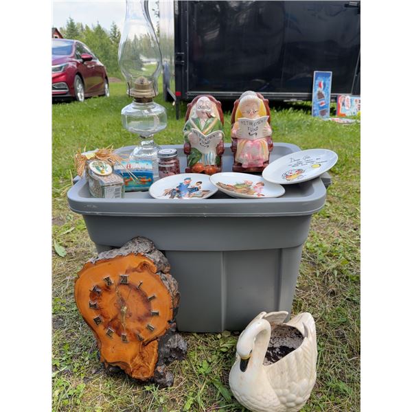 Decorative Collectibles Lot