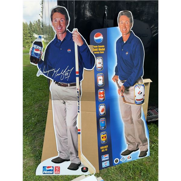 2x Wayne Gretzky Pepsi Cardboard Standee