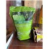 Image 2 : Garden Seed Starter Supplies with Spreader