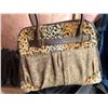 Image 8 : Pet Accessories and Bags Lot