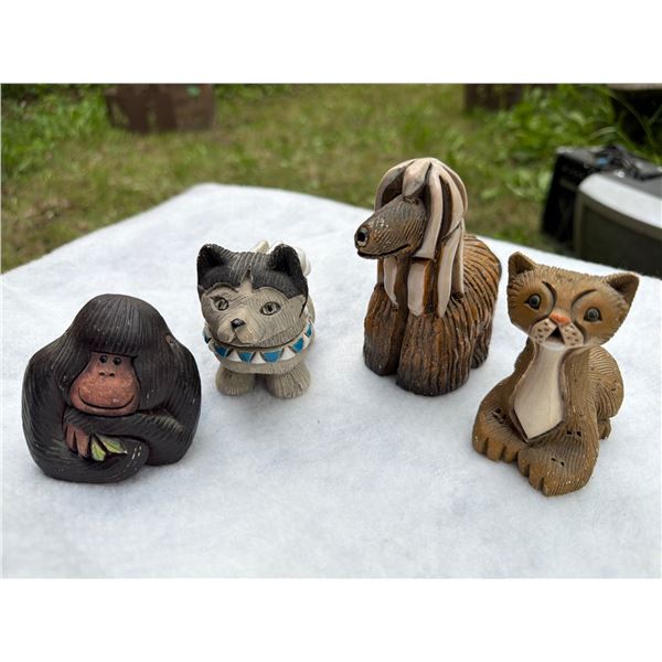 Vintage Artesania Rinconada figurines