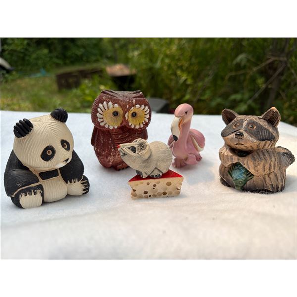 Vintage Artesania Rinconada figurines