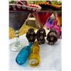 Image 2 : Decorative Items Including Glassware and Figurines