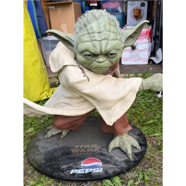 Vintage Pepsi Star Wars Episode III Yoda Statue