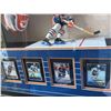 Image 9 : Wayne Gretzky Signed Gloves with Figure and Cards Display