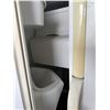 Image 7 : Frigidaire Refrigerator-Freezer with Ice and Water Dispenser