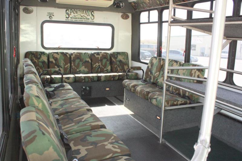 2000 Ford E450 Superduty Shuttle Bus