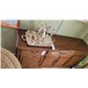 Image 1 : Vintage Buffet C