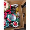 Image 8 : Christmas & Containers B