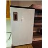 Image 1 : Danby Fridge C