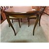Image 7 : Vintage Dining Table & Chairs C