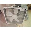 Image 2 : Fans b