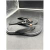 Image 2 : Roots Black Flip Flops Size 6