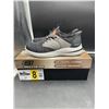 Image 2 : Skechers Men's Memory Foam Shoes, Size 8