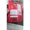 Image 4 : Lindt Lindor Milk Chocolate Pouch 60g
